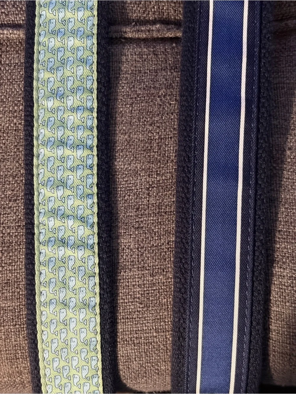 Vineyard Vines Men's Belt bundle two Brown Leather Trim 38 solid brass buckle